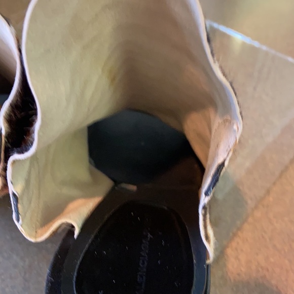 Balenciaga Calf Hair Glove Mules - Picture 12 of 16